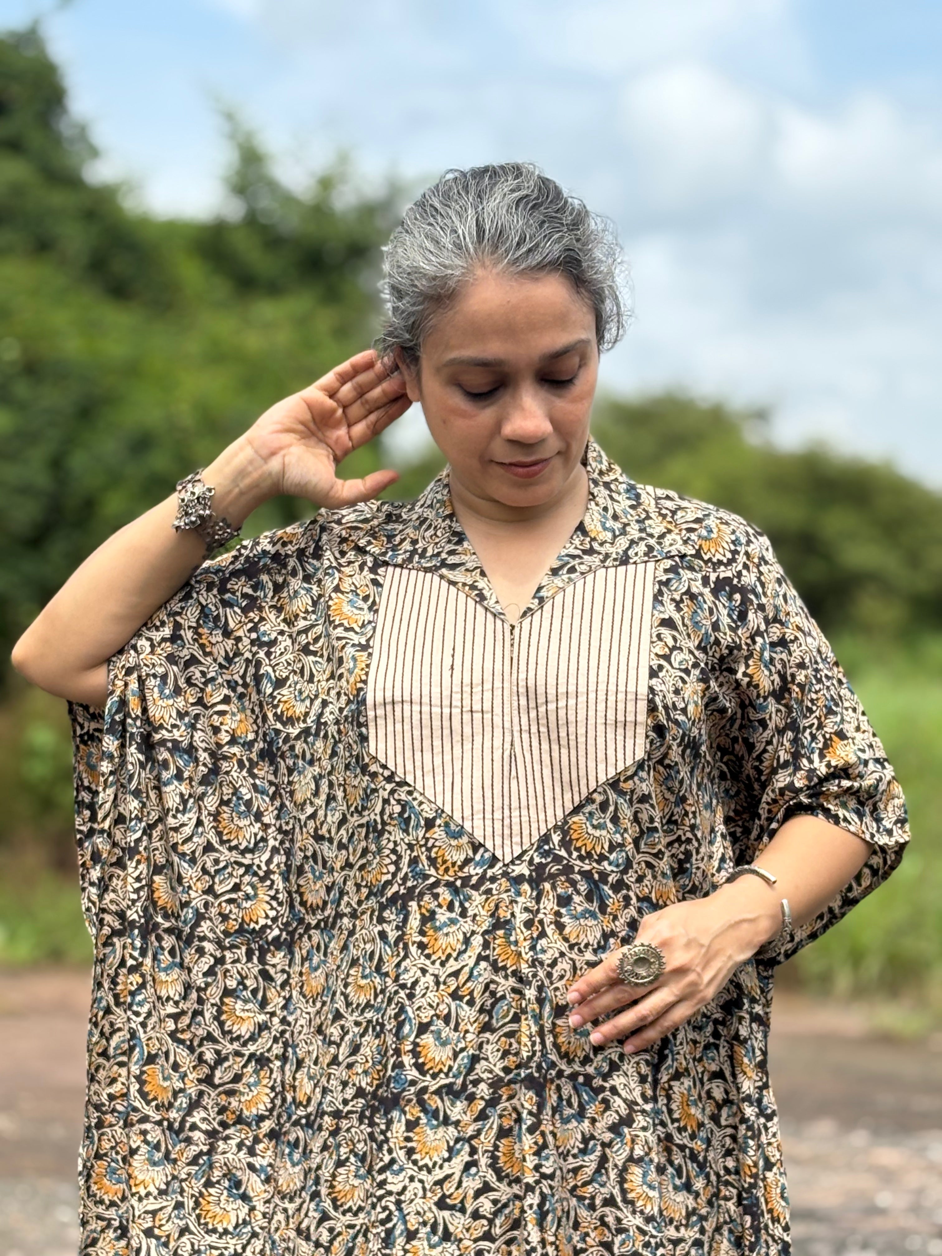 Kaali saadgi Kaftaan