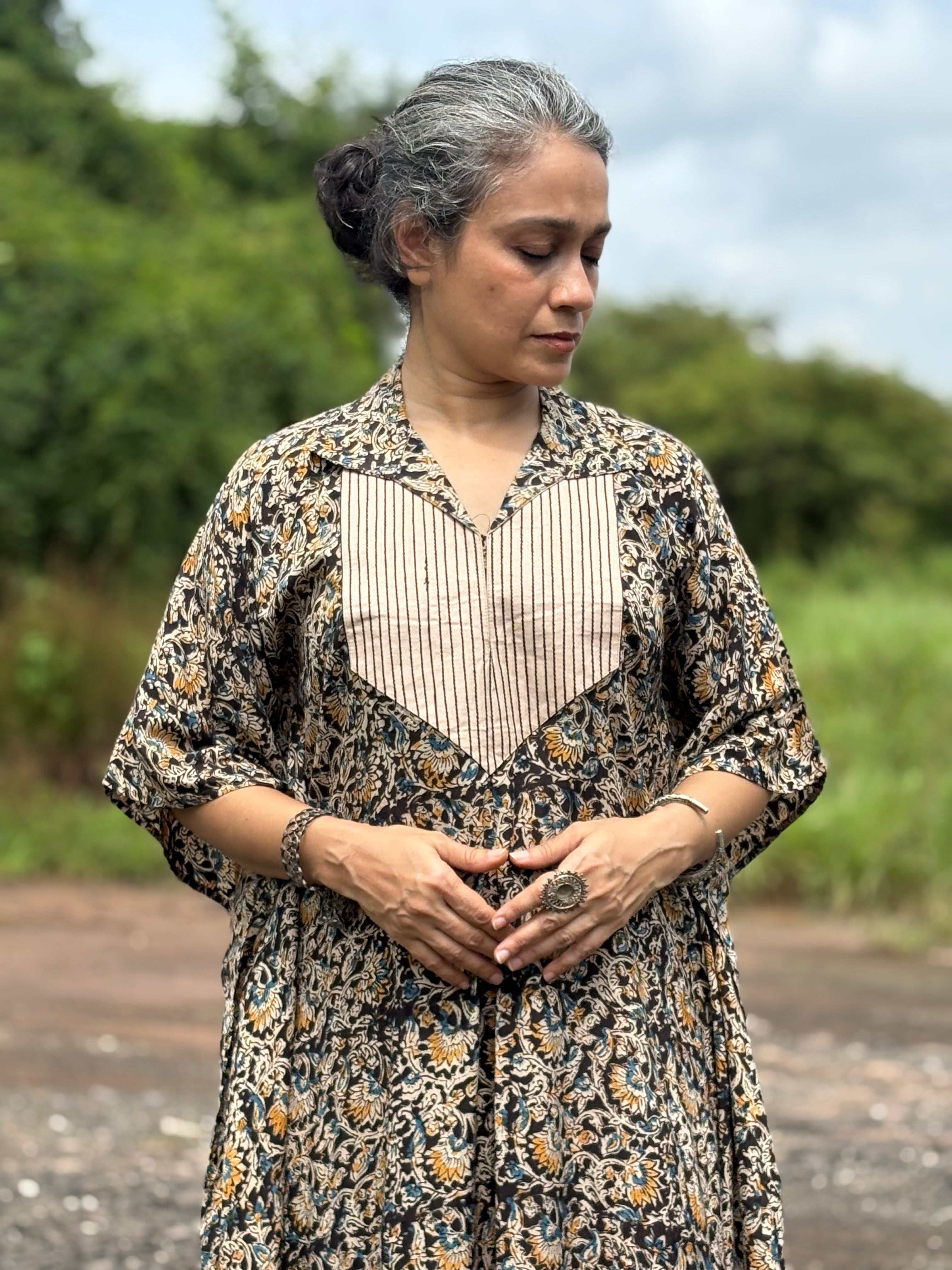 Kaali saadgi Kaftaan