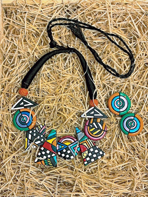 The "Sundar Duniya" Collection - Rangeen Aakar