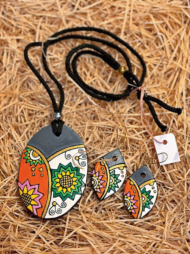 The "Sundar Duniya" Collection - Anek Phool