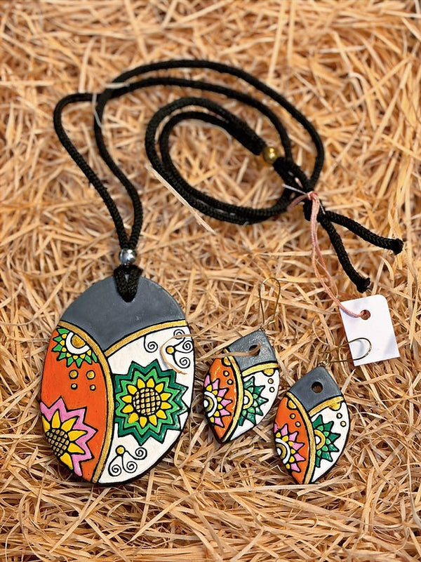 The "Sundar Duniya" Collection - Anek Phool