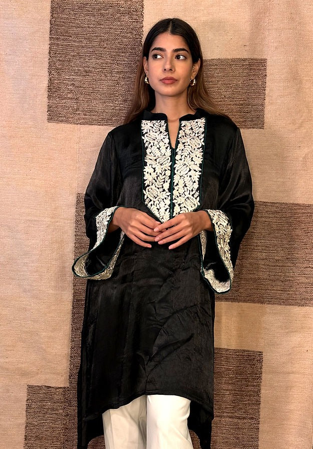 The Black Beauty Long Top